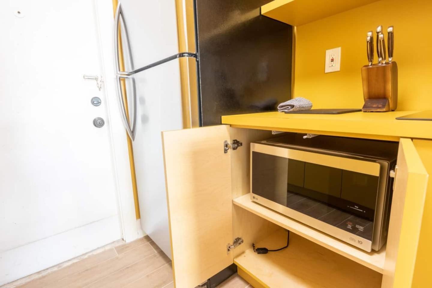 Stylish 2Bed Apartment El Portal Miami Extérieur photo
